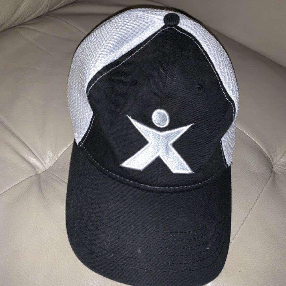 Hat - Picture 2 of 3
